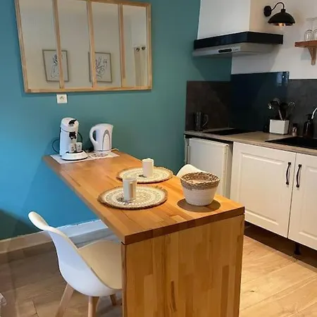 公寓 Boho-chic En Hyper-centre De Au Calme, Confort, Wifi Rapide, Parking En Face, Arrivee Autonome 穆兰