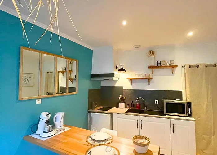 Boho-chic En Hyper-centre De Au Calme, Confort, Wifi Rapide, Parking En Face, Arrivee Autonome Apartment Moulins (Allier)